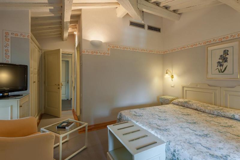 Классический Номер, Villasanpaolo Resort & Spa