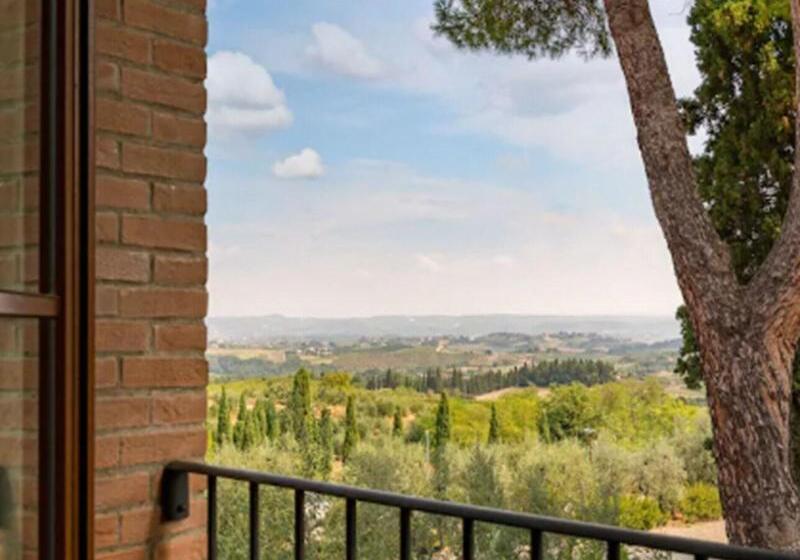 Номер Стандарт Трехместный, Villasanpaolo Resort & Spa