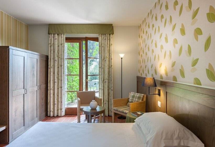 Номер Стандарт Трехместный, Villasanpaolo Resort & Spa