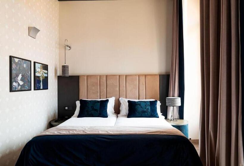 اتاق سوپریور, Amadomus Luxury Suites