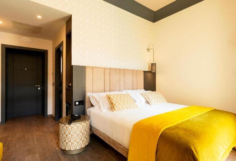 اتاق لوکس خانوادگی, Amadomus Luxury Suites