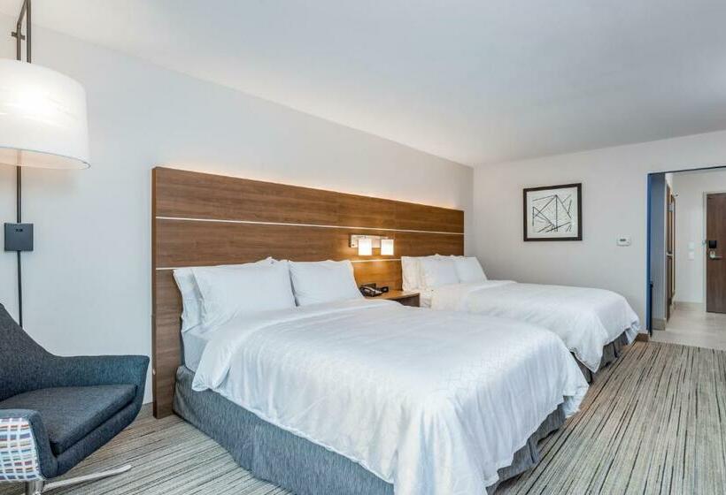 سوئیت برای معلولان, Holiday Inn Express & Suites Elkhart North By Ihg
