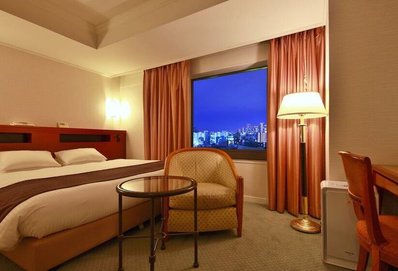 Номер Стандарт, East 21 Tokyo