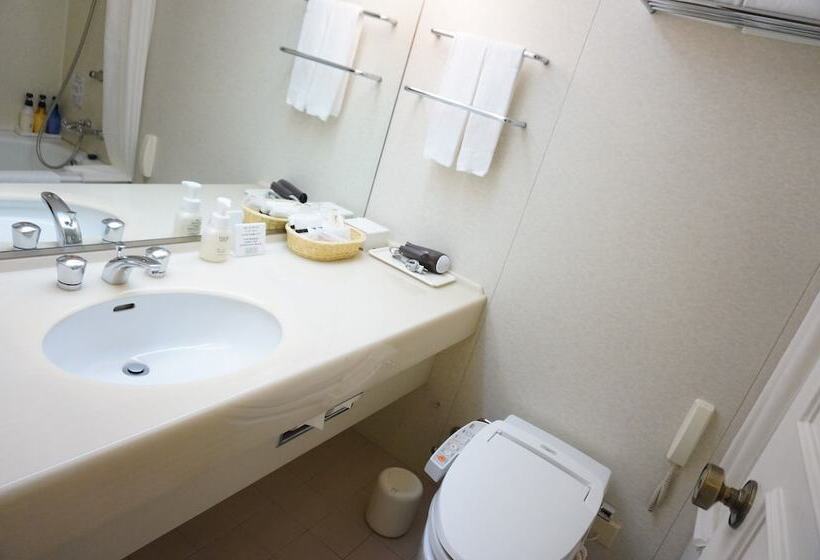 Номер Стандарт, East 21 Tokyo