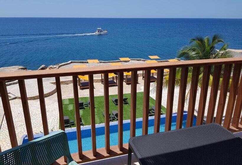 اتاق لوکس با چشم‌انداز دریا, Samsara Cliff Resort