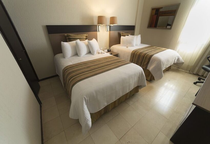 ２ダブルベッドのスタンダードルーム, Ramada Hola Culiacan