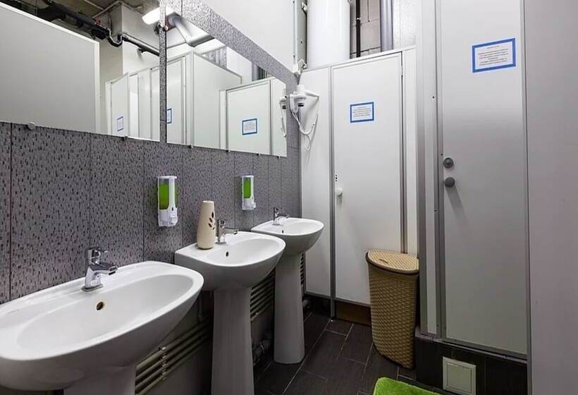 Capsule, Capsule Hotel 47 Nebo