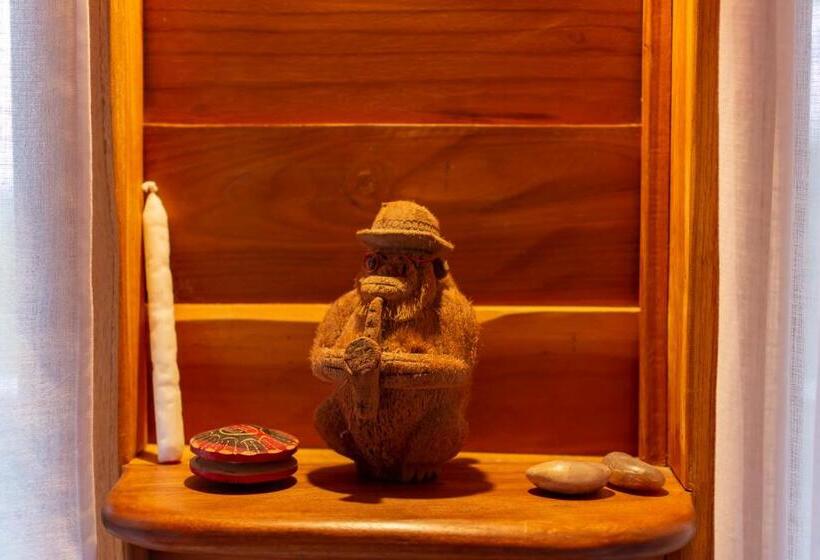 스위트 킹사이즈 침대, Calamocha Lodge