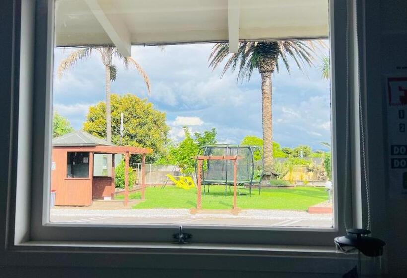 1 Bedroom Apartment, 18th Avenue Thermal Motel