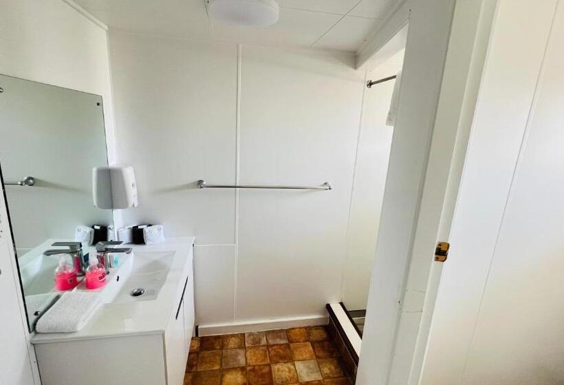 2 Bedroom Apartment, 18th Avenue Thermal Motel