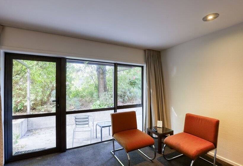 Студия Стандарт, Garden Court Suites & Apartments