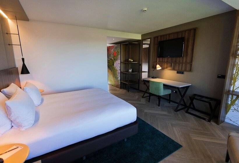 Deluxe Room, Doubletree By Hilton Royal Parc Soestduinen