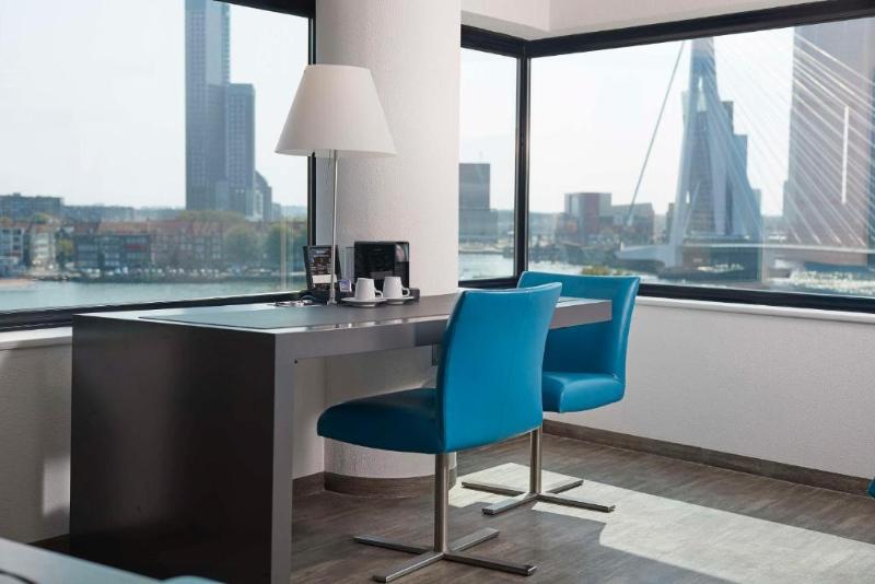 اتاق استاندارد با چشم‌انداز, Doubletree By Hilton Rotterdam Centre