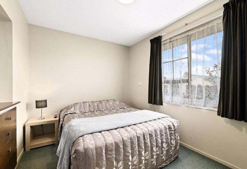 Апартаменты 2 Спальни, Econo Lodge Canterbury Court Motel