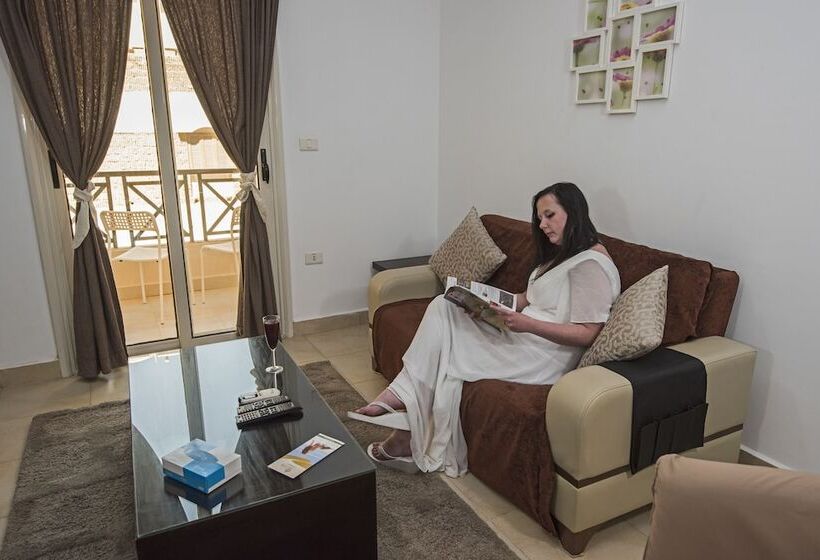 1 Bedroom Apartment City View, Lilly Apartments