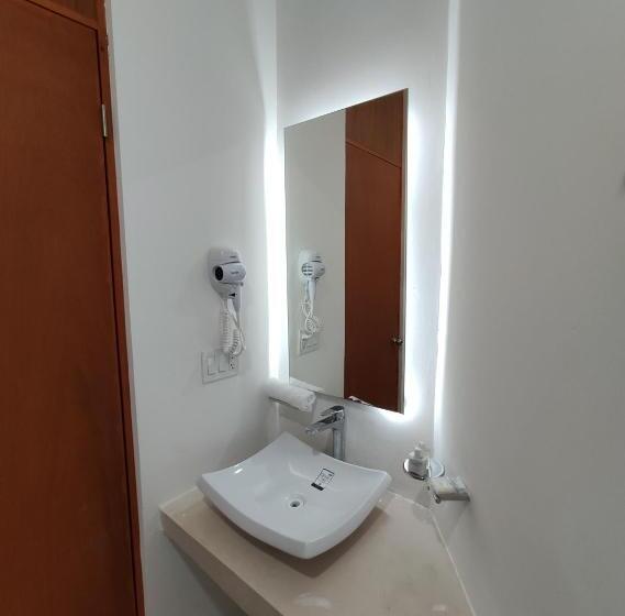 キングサイズベッドのデラックスルーム, Kai Hotel Boutique Adults Only