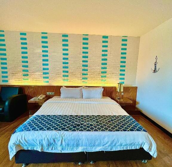 Номер Executive Кровать Кинг, New World Express Motel