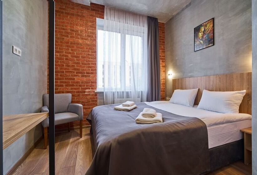 اتاق استاندارد, Red Brick Hotel Presnya