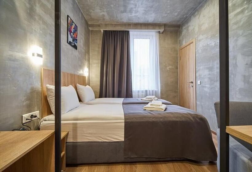 اتاق استاندارد, Red Brick Hotel Presnya