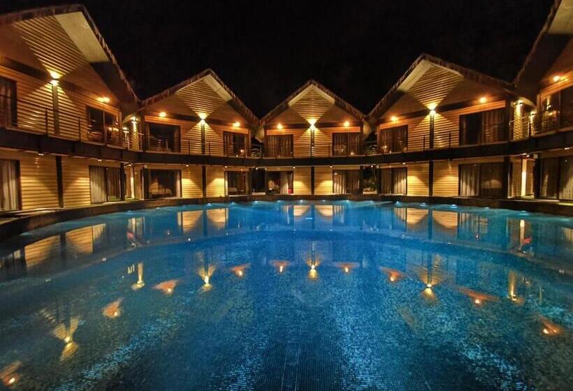 Номер Deluxe, A Rock Resort Langkawi  Coral Reefs