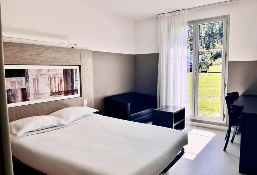 Студия Стандарт, Residence Chateau Du Mee