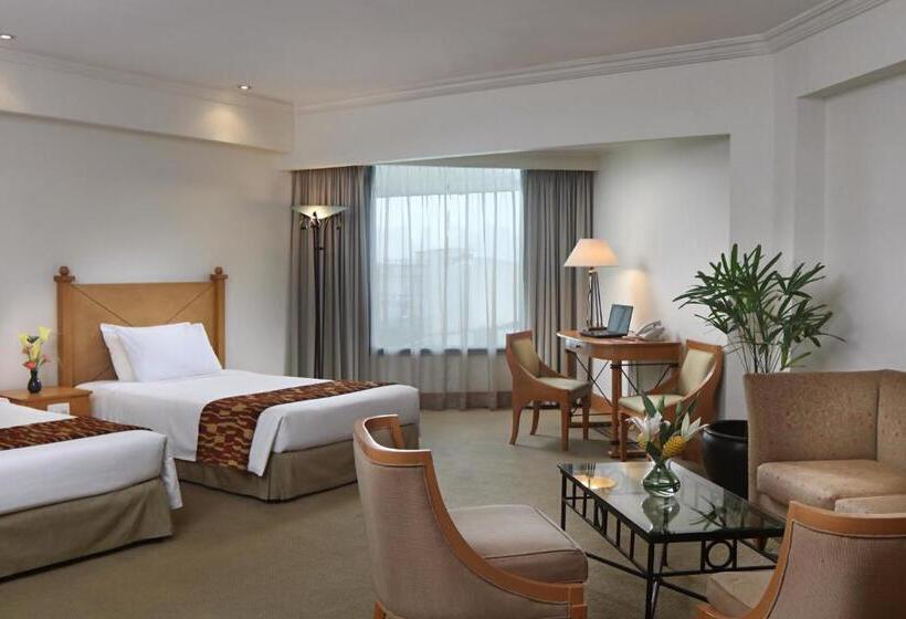 주니어 스위트, The Heritage Hotel Manila