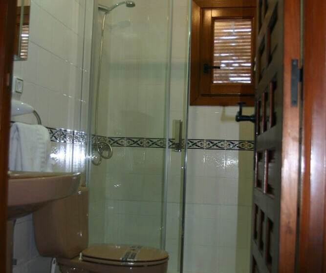 اتاق استاندارد, Hostal Las Terrazas De La Alpujarra