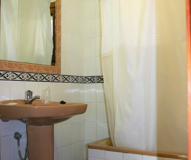 اتاق استاندارد, Hostal Las Terrazas De La Alpujarra