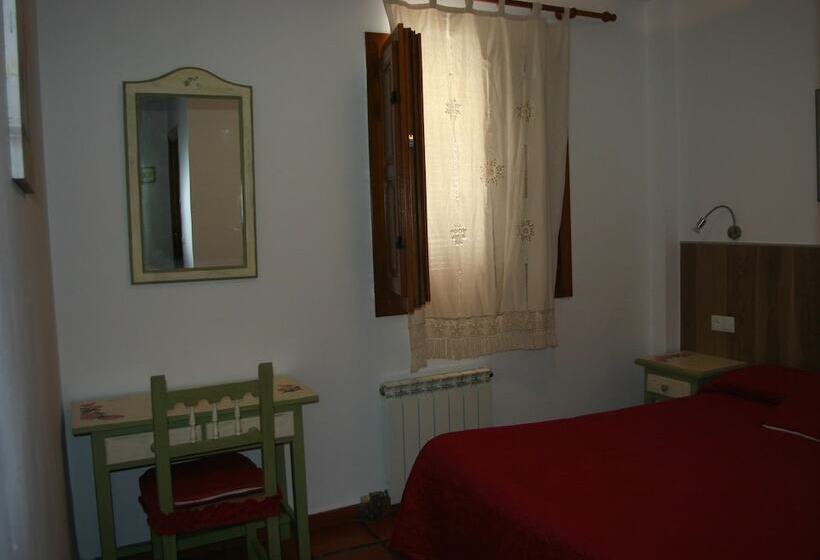 اتاق استاندارد, Hostal Las Terrazas De La Alpujarra
