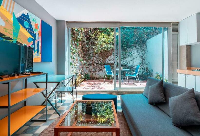آپارتمان 1 خوابه با تراس, Casa Bugambilia