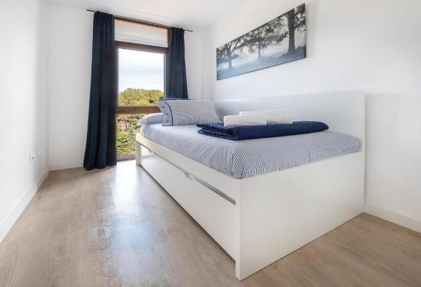 آپارتمان ممتاز دوخوابه رو به دریا, Agaró Cambrils Apartments