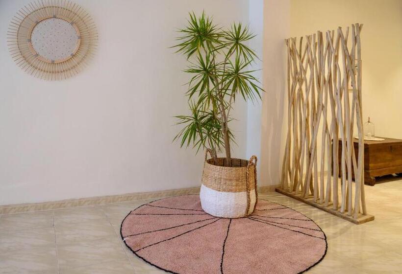 Номер Стандарт Трехместный, Hostal Boutique Beni