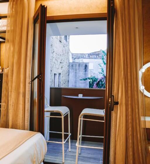 Номер Deluxe с Балконом, Mamma Mia Hotel Boutique   Only Adults