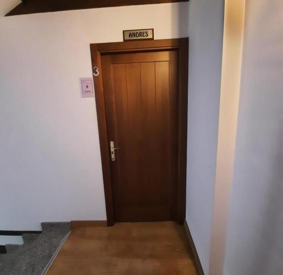 Cama em Quarto Compartilhado, La Casa De Mi Abuela