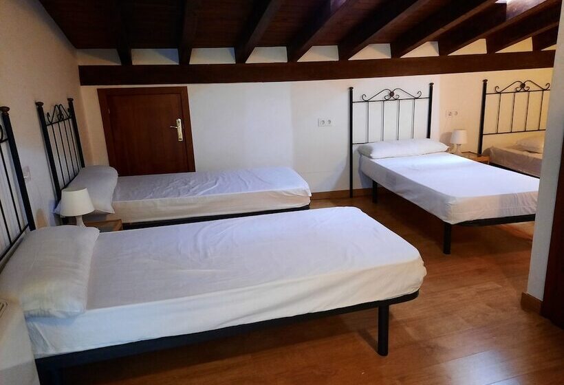 Quarto Quádruplo Estandar, La Casa De Mi Abuela