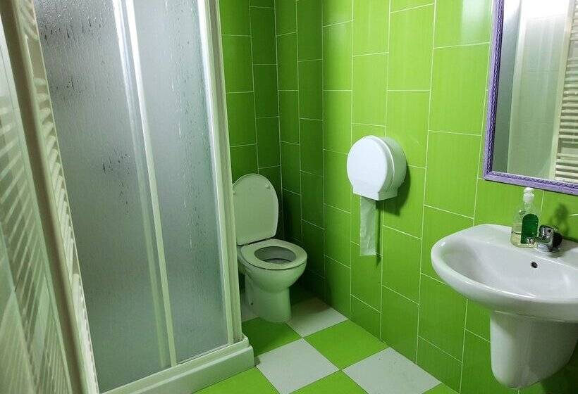 اتاق استاندارد چهار تخته, La Casa De Mi Abuela