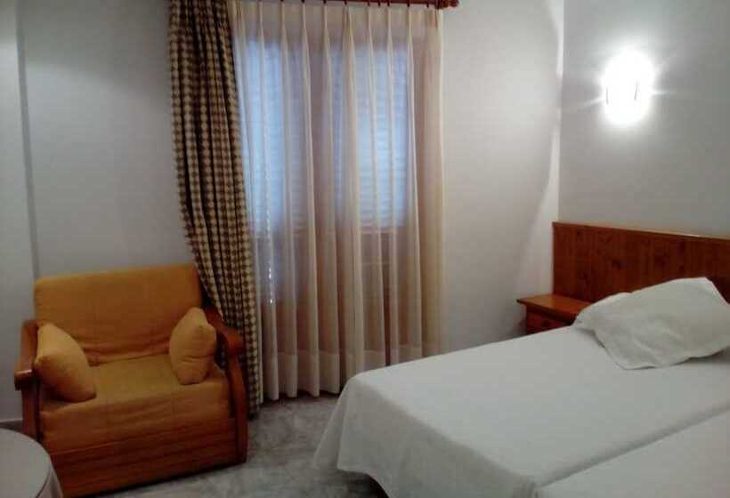 Номер Стандарт, Hostal Lopez