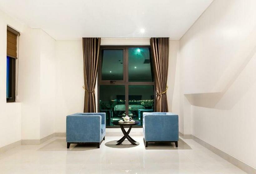 اتاق سوپریور, Royal Quang Binh