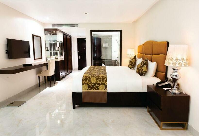 اتاق لوکس با تخت بزرگ, Royal Quang Binh