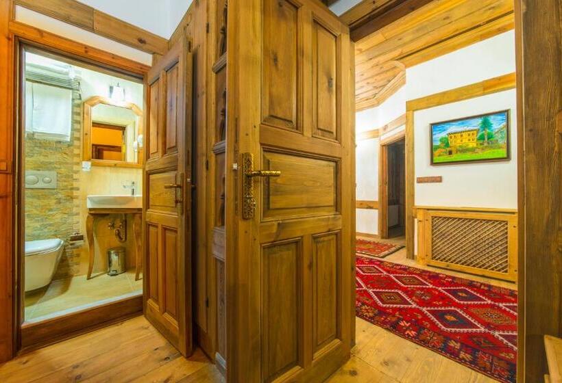 Трехместный Номер Deluxe, Akbulut Konak
