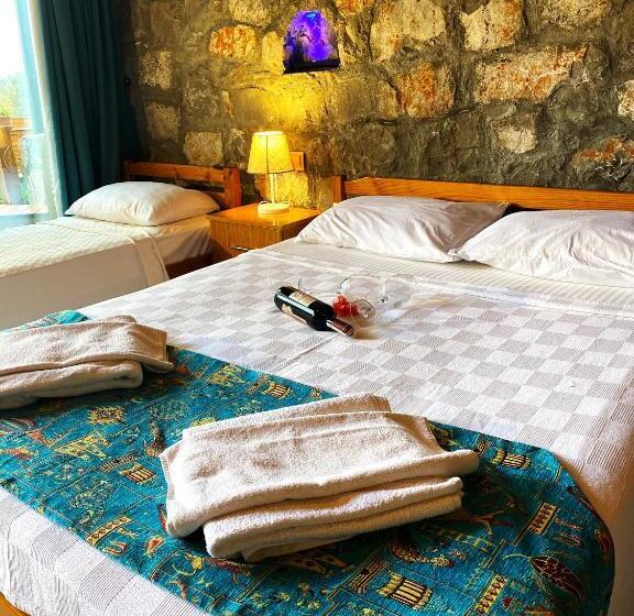 اتاق استاندارد, Kabak Armes