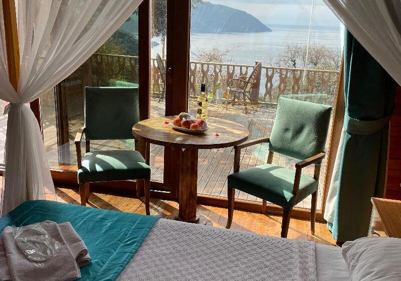 اتاق استاندارد, Kabak Armes
