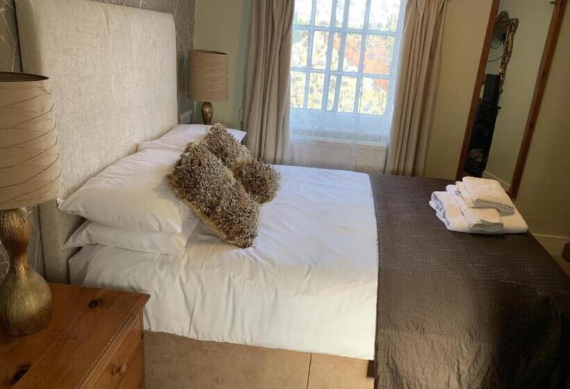 اتاق استاندارد, The White Hart Country Inn