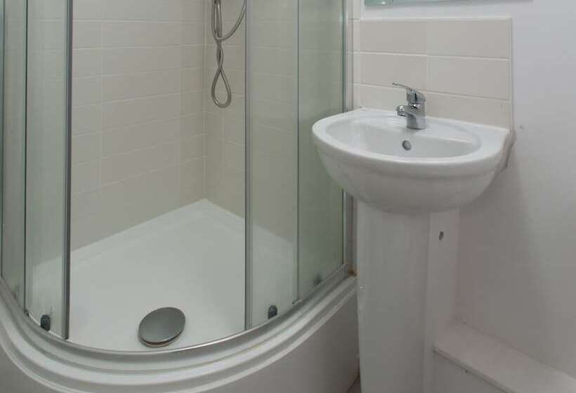 חדר סטנדרט חדר אמבטיה משותף, Townhouse @ West Avenue Crewe
