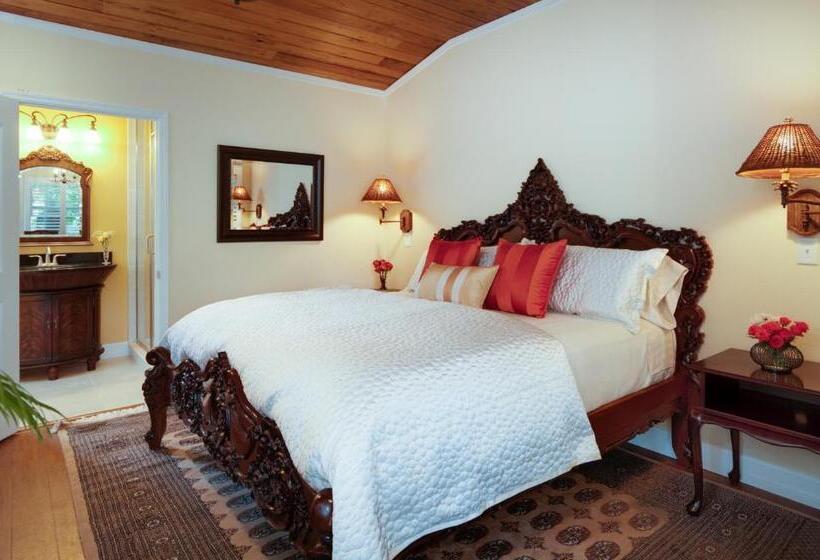 디럭스 룸 킹사이즈 침대, Seaglass Inn Bed And Breakfast