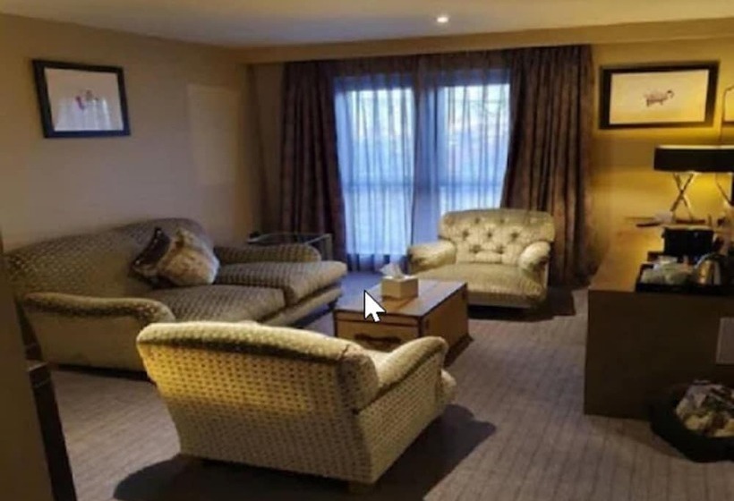 Suite, Boulevard