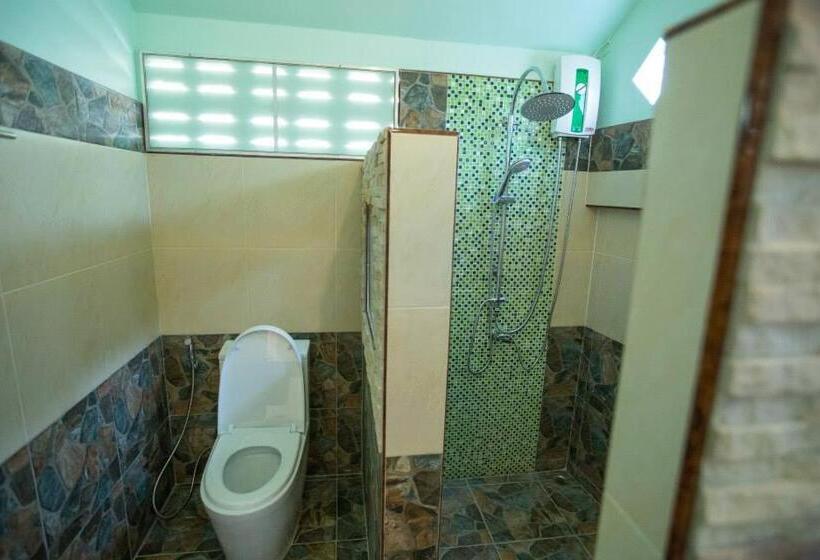 اتاق استاندارد, Family Resort Chumphon