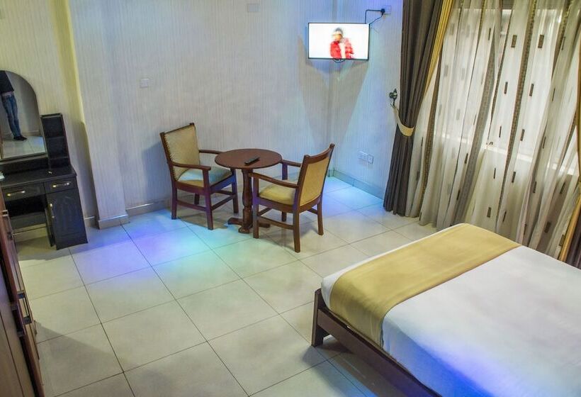 اتاق استاندارد یک نفره, Eliana Kampala