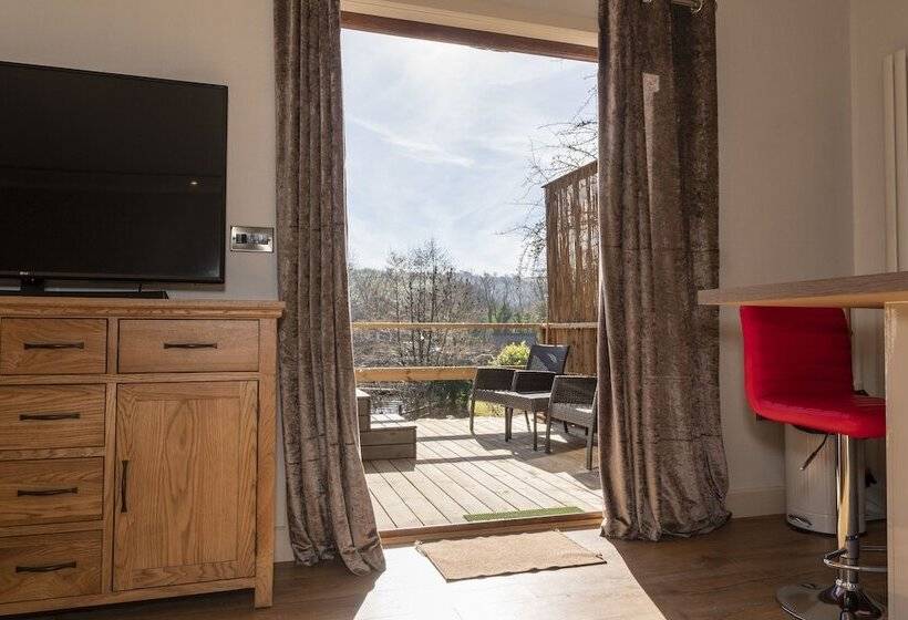 Студио Executive, Herons Lake Retreat