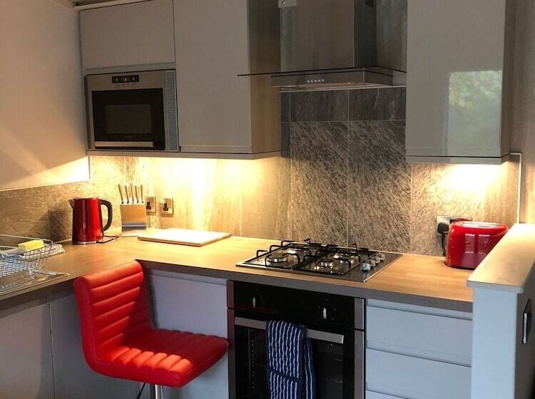 Студио Executive, Herons Lake Retreat